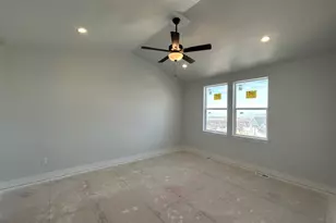 702 Oakridge Dr, Tooele, UT 84074 - Photo 14