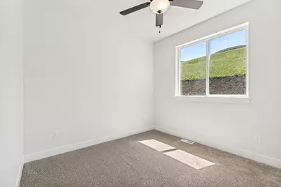 702 Oakridge Dr #701, Tooele, UT 84074 - Photo 18