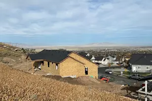 702 Oakridge Dr, Tooele, UT 84074 - Photo 16