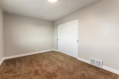 676 S 100 E, Farmington, UT 84025 - Photo 14