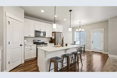 1606 N 4230 W, Lehi, UT 84043 - Photo 6