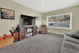 29 N Commercial St, Morgan, UT 84050 - Photo 10