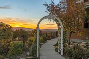 2541 E Stonebury Loop Rd S, Springville, UT 84663 - Photo 2