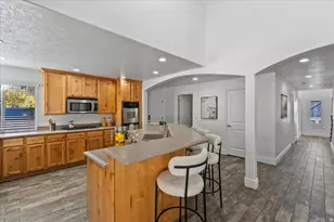 2541 E Stonebury Loop Rd S, Springville, UT 84663 - Photo 28