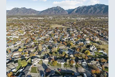 9635 S 1600 W, South Jordan, UT 84095 - Photo 44