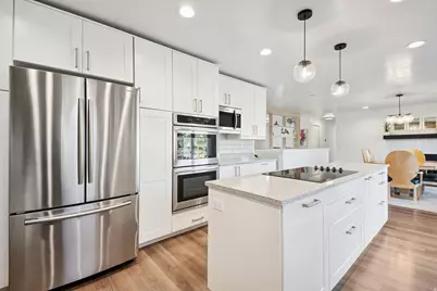 9635 S 1600 W, South Jordan, UT 84095 - Photo 10