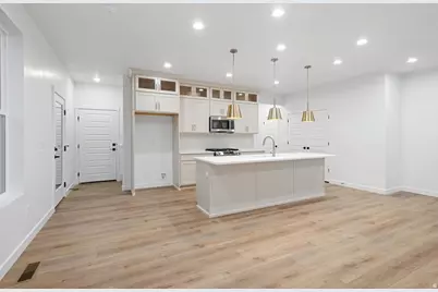 6984 W Lake Ave, South Jordan, UT 84009 - Photo 10