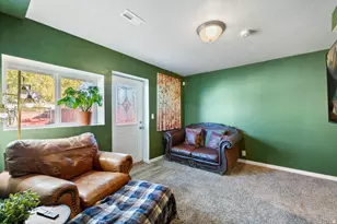 9141 S Little Creek Dr, West Jordan, UT 84088 - Photo 22