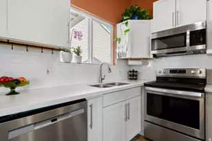 9141 S Little Creek Dr, West Jordan, UT 84088 - Photo 8