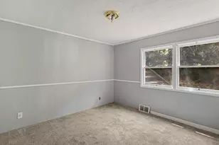 1815 E Hillcrest Ave, Salt Lake City, UT 84106 - Photo 4