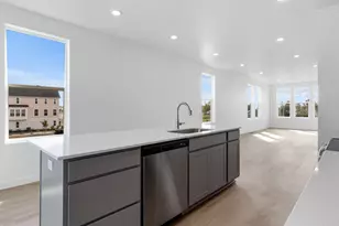 1479 N 1875 W, Layton, UT 84041 - Photo 8