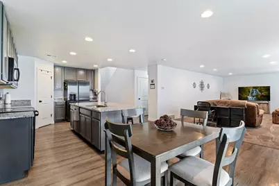 4276 W 6025 S, Roy, UT 84067 - Photo 10