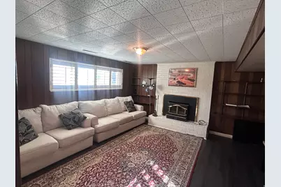 547 E Pioneer Ave, Sandy, UT 84070 - Photo 18