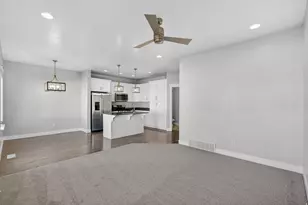 212 W Whitewater Dr, Vineyard, UT 84059 - Photo 12