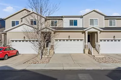 212 W Whitewater Dr, Vineyard, UT 84059 - Photo 2