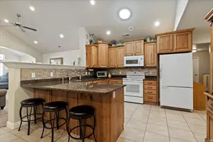 9252 S 2040 W, West Jordan, UT 84088 - Photo 10