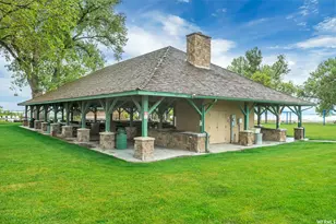 353 Bayside Dr, Saratoga Springs, UT 84045 - Photo 30