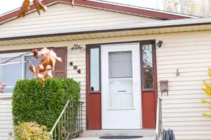 484 N 250 E, Orem, UT 84057 - Photo 2