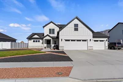 2440 W 2900 N, Farr West, UT 84404 - Photo 1