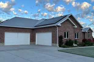 3883 S 250 E, Nibley, UT 84321 - Photo 4