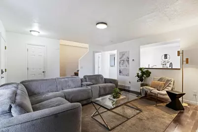 518 S 450 E, Clearfield, UT 84015 - Photo 6