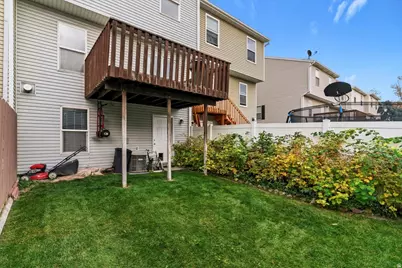 518 S 450 E, Clearfield, UT 84015 - Photo 24