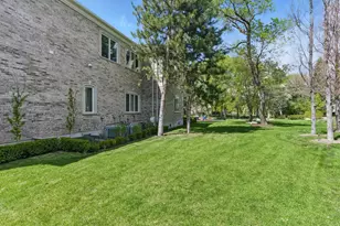 2428 E Field Rose Dr, Holladay, UT 84121 - Photo 24