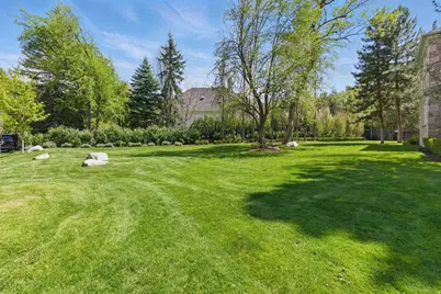 2428 E Field Rose Dr, Holladay, UT 84121 - Photo 22