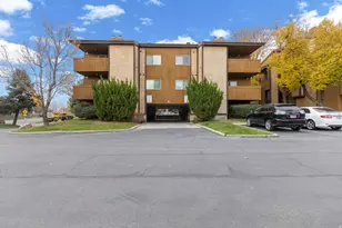 662 W Jefferson Cv, Sandy, UT 84070 - Photo 4