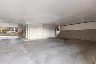 662 W Jefferson Cv, Sandy, UT 84070 - Photo 22