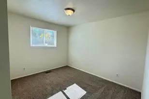 4812 S Westpont Dr W, West Valley, UT 84120 - Photo 8