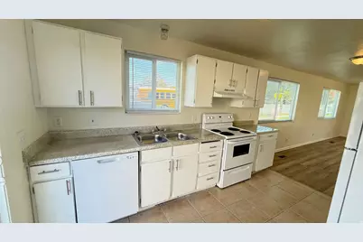 4812 S Westpont Dr W, West Valley, UT 84120 - Photo 6