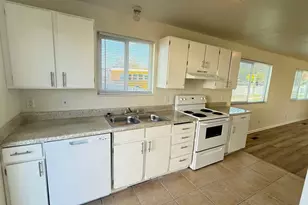 4812 S Westpont Dr W, West Valley, UT 84120 - Photo 6