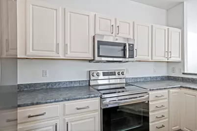 8467 S Ivy Springs Ln, West Jordan, UT 84081 - Photo 4