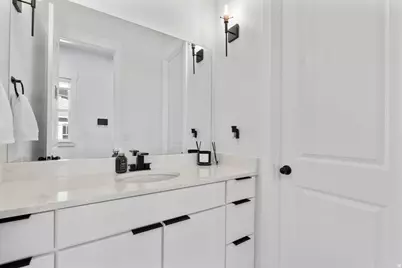 11064 S Paddle Board Way W, South Jordan, UT 84009 - Photo 18