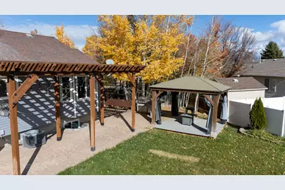 6389 S Mill Valley Ct, Salt Lake City, UT 84118 - Photo 28