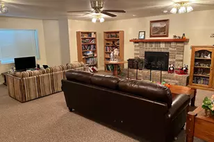 2286 W Williamsburg Circle, West Jordan, UT 84088 - Photo 10