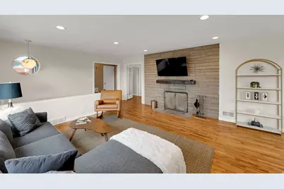 2402 E Beacon Dr, Salt Lake City, UT 84108 - Photo 4