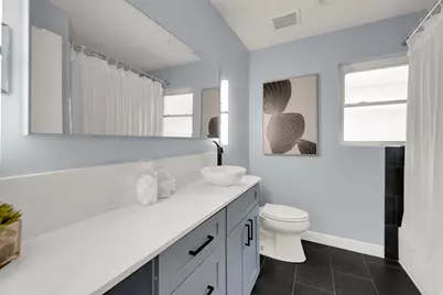 2402 E Beacon Dr, Salt Lake City, UT 84108 - Photo 16