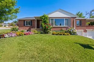 2402 E Beacon Dr, Salt Lake City, UT 84108 - Photo 30