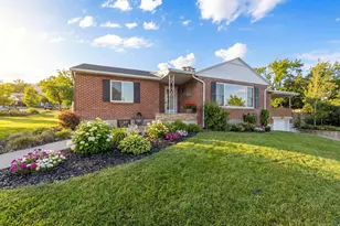 2402 E Beacon Dr, Salt Lake City, UT 84108 - Photo 2