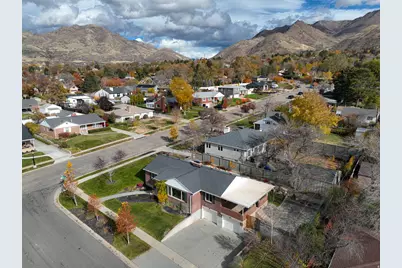 2402 E Beacon Dr, Salt Lake City, UT 84108 - Photo 42
