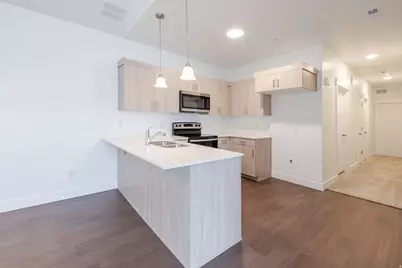 693 W 4500 S #O302, Mapleton, UT 84664 - Photo 12