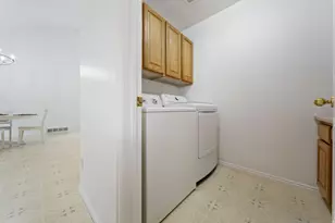 6258 S Faber Ln W, Taylorsville, UT 84123 - Photo 10