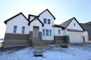 1061 W Mahogany St, Saratoga Springs, UT 84045 - Photo 2