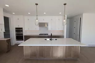 1161 W Mahogany St, Saratoga Springs, UT 84045 - Photo 4