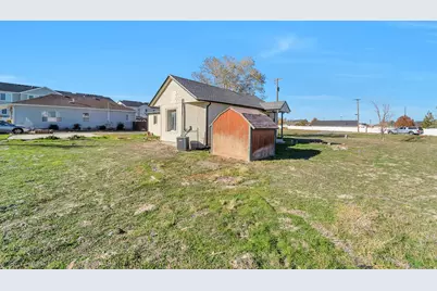 614 Hwy 138, Grantsville, UT 84029 - Photo 24