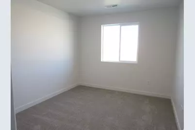 25 W Pearson Ln, Tooele, UT 84074 - Photo 10