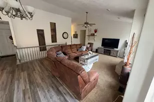 5698 S 1150 E, South Ogden, UT 84405 - Photo 14