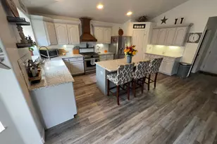 5698 S 1150 E, South Ogden, UT 84405 - Photo 8